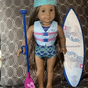 Retired American Girl 18in Doll Of the Year 2011 Kanani Akina bundle!!!